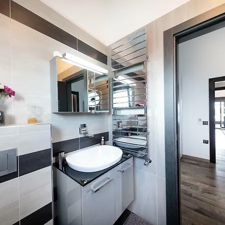 Pietas Julia Penthouse Appartement *